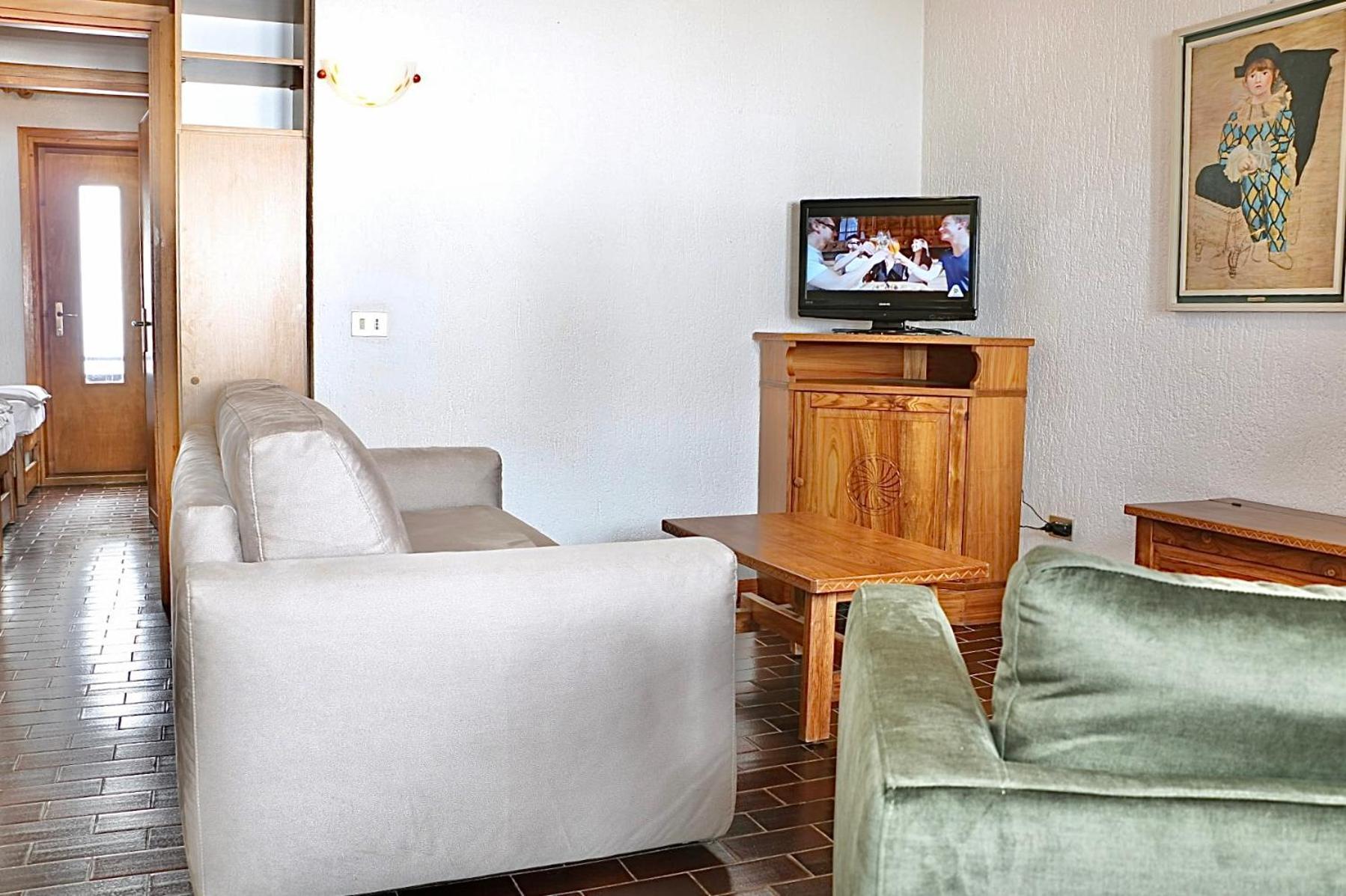 Spondalunga Apartment